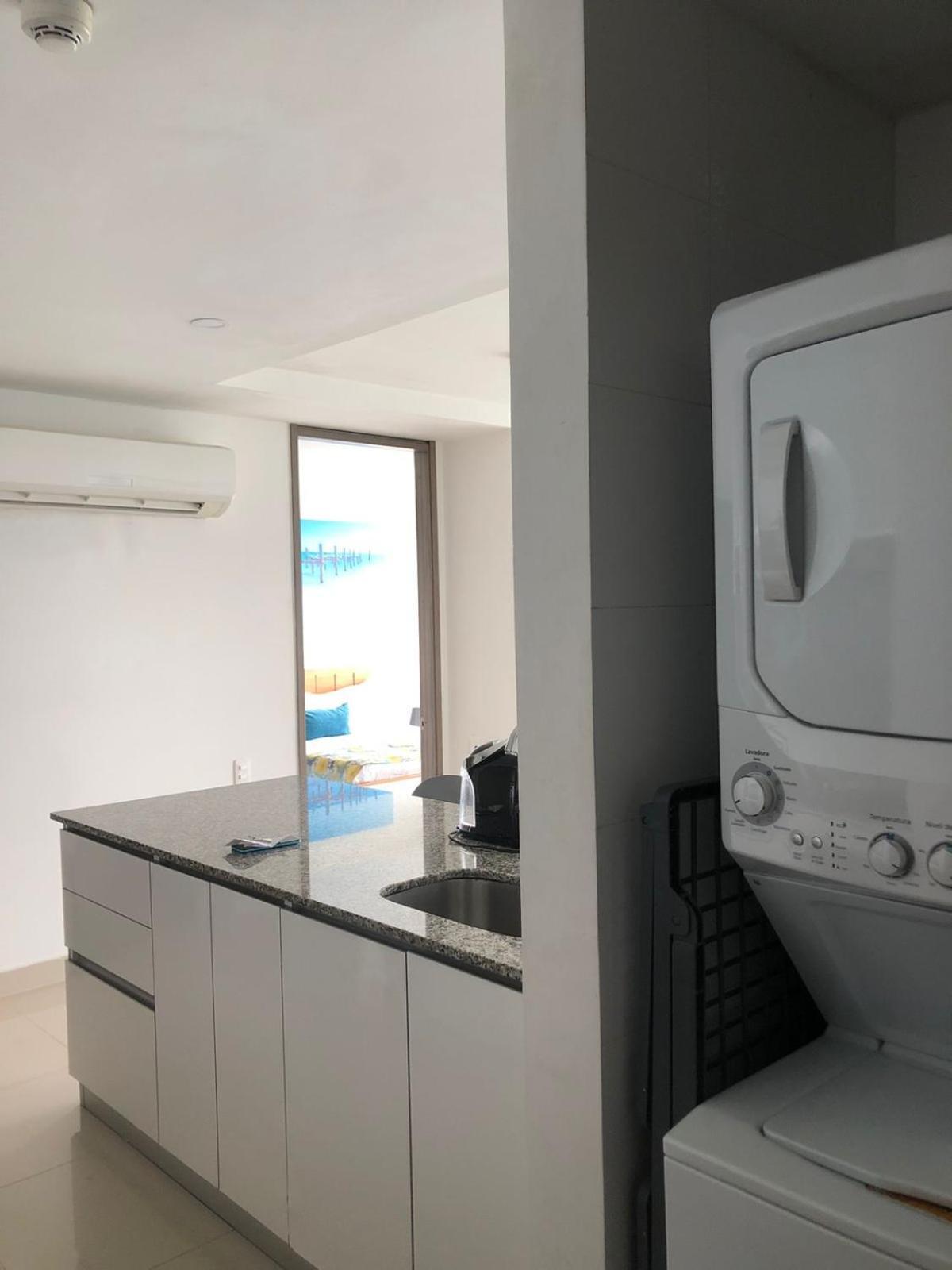 Ocean Front - 5 Stars View Apartamento