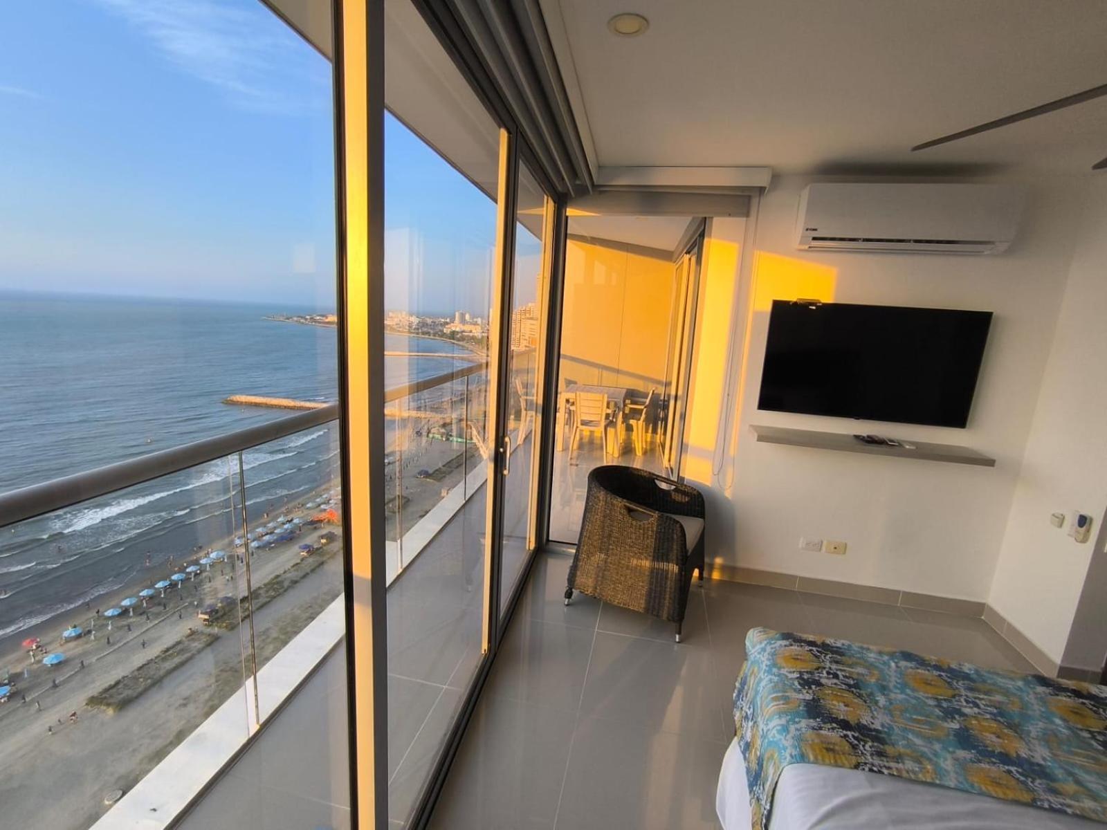 Ocean Front - 5 Stars View * Cartagena