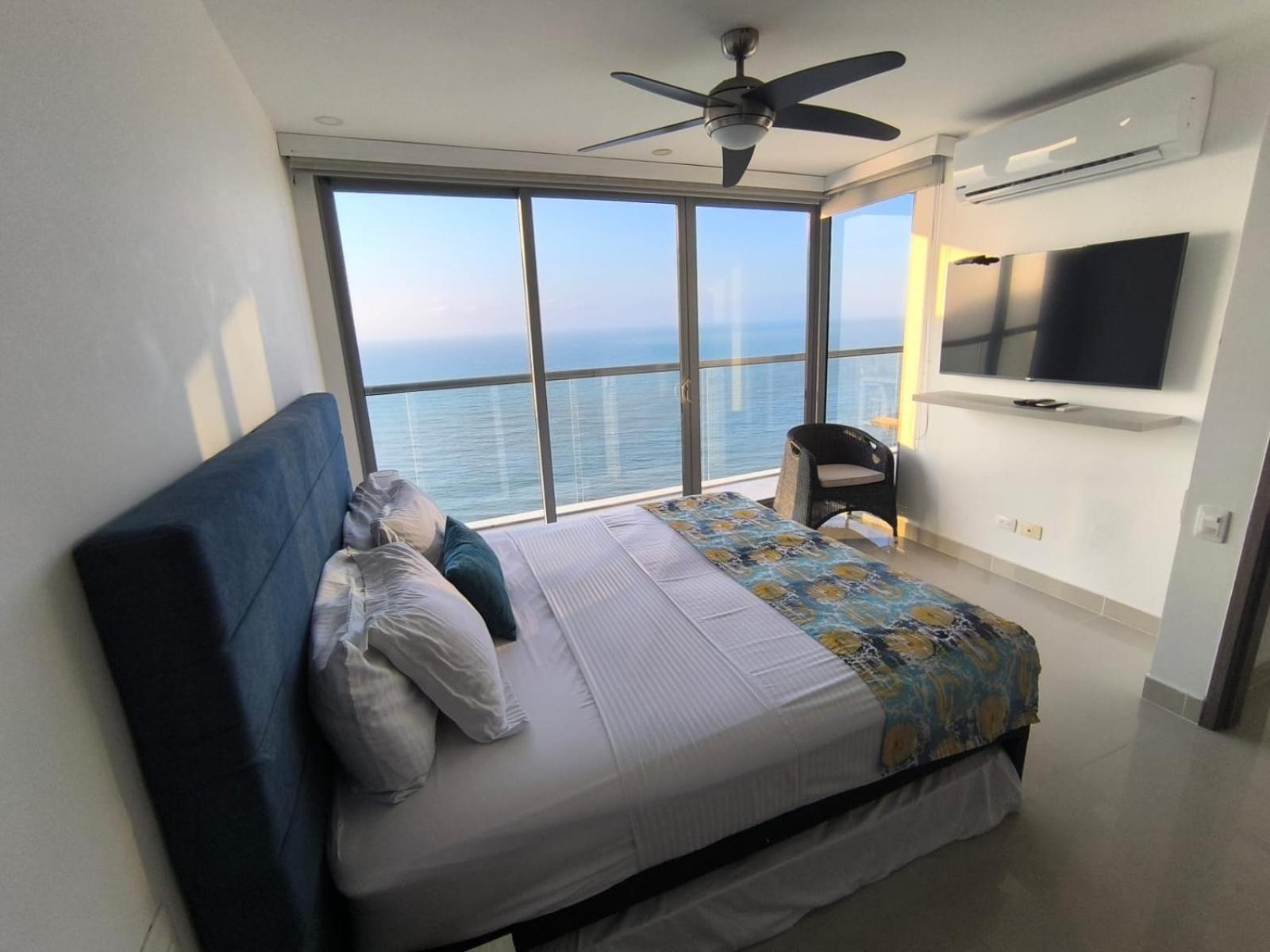 Ocean Front - 5 Stars View