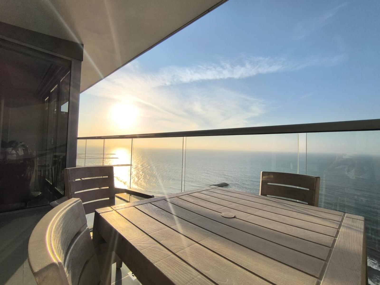 Ocean Front - 5 Stars View Apartamento *
