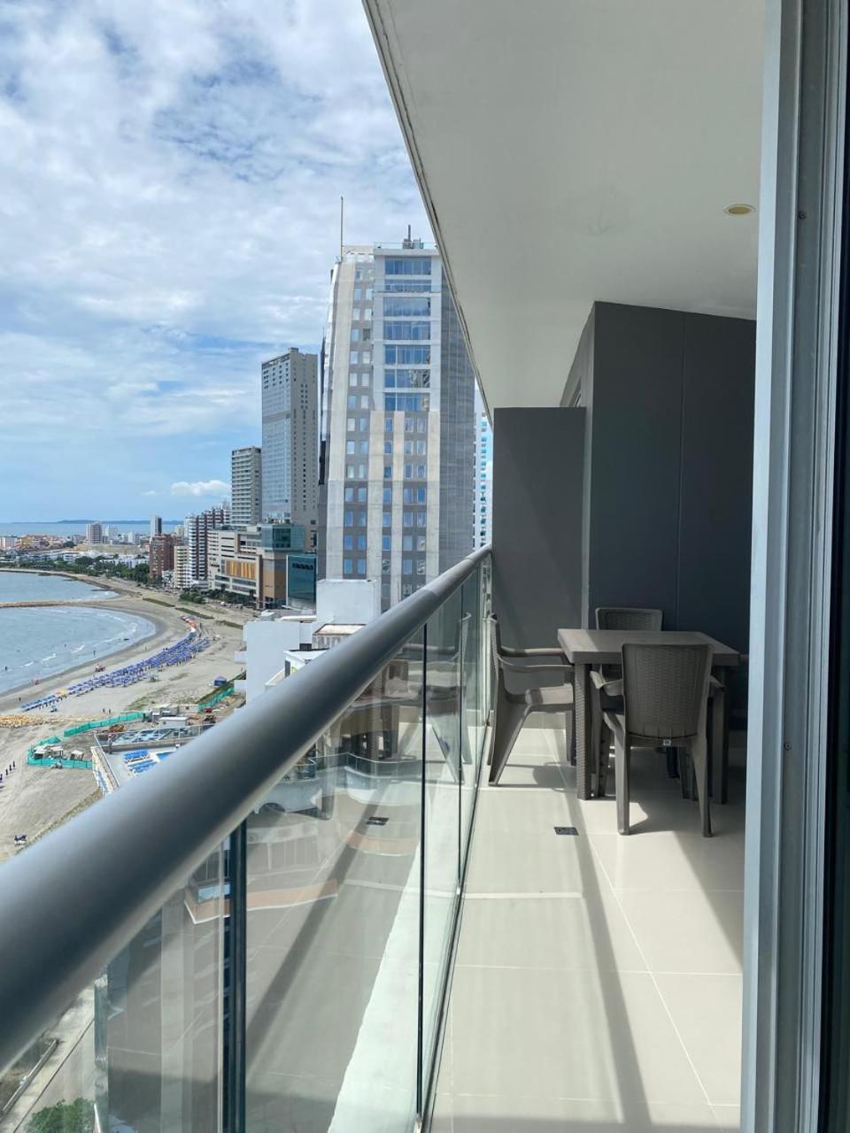 Ocean Front - 5 Stars View Cartagena